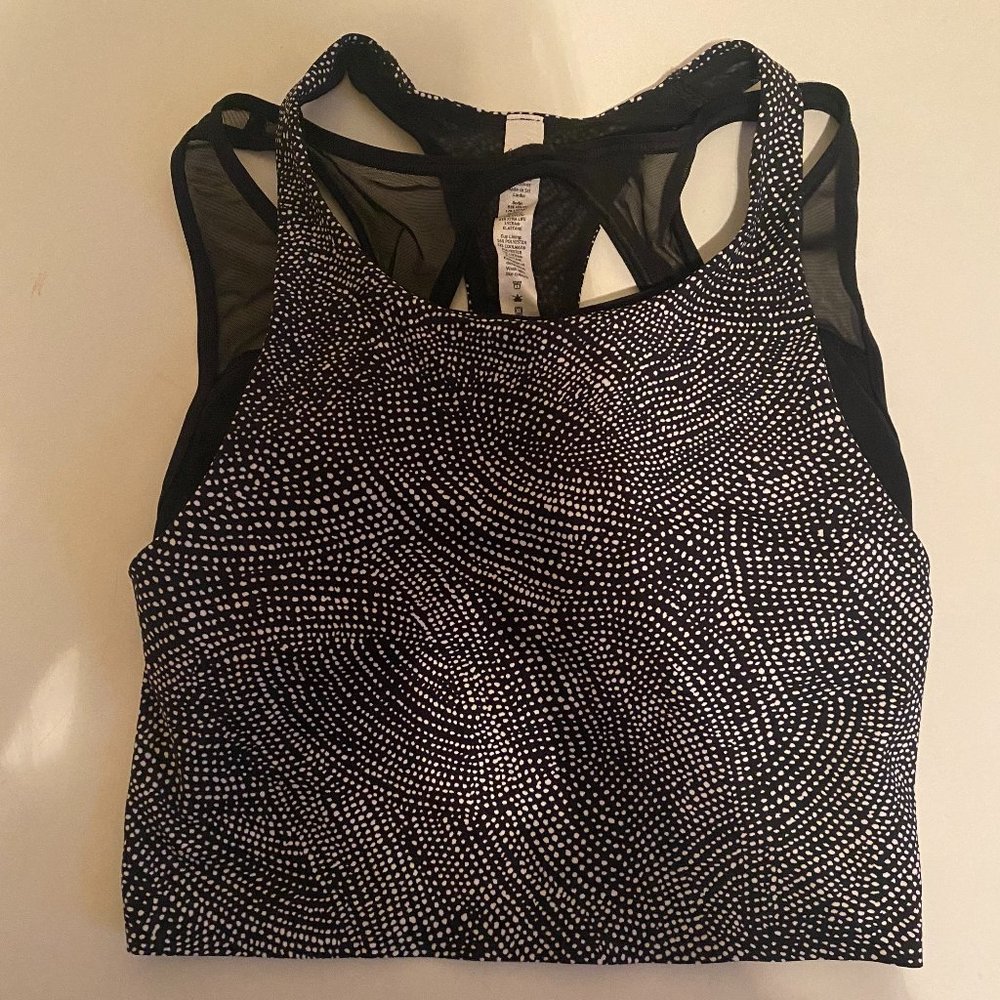 Lululemon Work-out top/bra - Like New / never worn (Size 2)